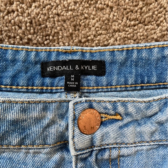 Kendall & Kylie Jean skirt size medium - Picture 2 of 4